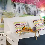 Apartman Lovely In Center Of *