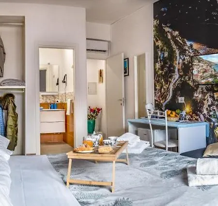 Apartment Lovely In Center Of Sorrento