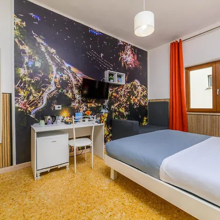 Lovely In Center Of Appartamento