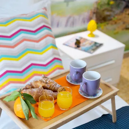 Lovely In Center Of Apartman